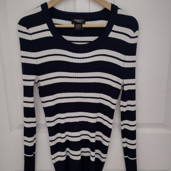 Hooked Up by IOI Sweaters - Hooked Up by IOI XL Navy White Striped Ribbed Knit Sweater NWOT Long Sleeve Top
